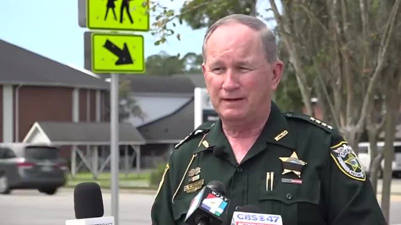 Sheriff asks help to armed citizens to help with cop killer
