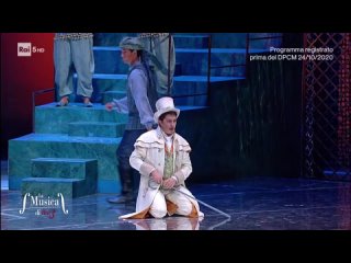 2012 Rossinis opera Italian Girl in Algiers starring Shi Yijie Bologna Municipal Theater Version