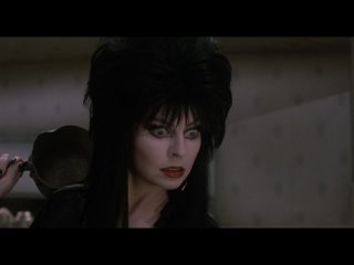 Эльвира - Повелительница Тьмы  Эльвира - Властительница Тьмы  Elvira, Mistress of the Dark (США, 1988) Комедия, фэнтези)