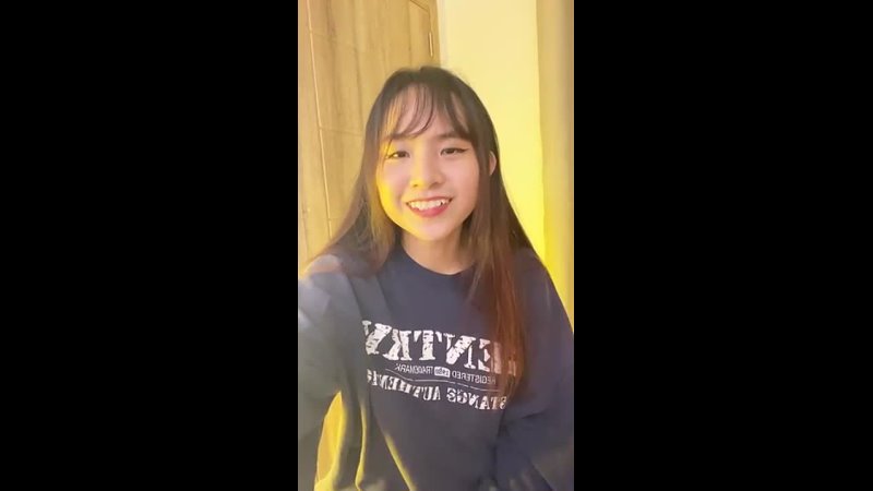 Wendy Thаo Live broadcast of
