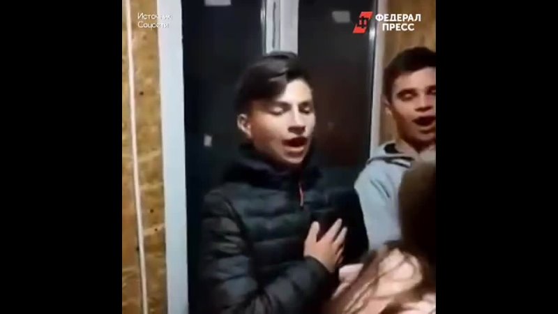 Украинские школьники затравили пророссийскую учительницу,