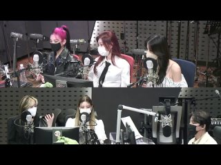 211008 Itzy на радио KBS Cool FM @ Day6’s Kiss the Radio.