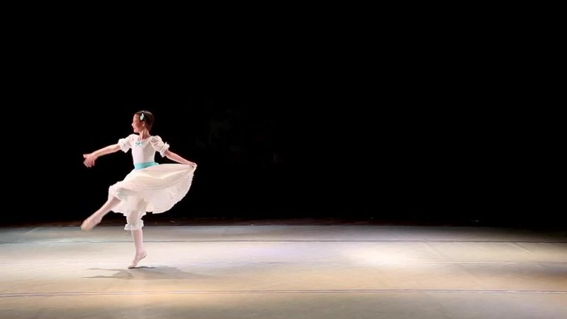 Escuela de Danzas Teresa Mann, Pigtailed Girl from Graduation