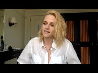 Kristen Stewart on tackling the _scary and ambitious_ role of Princess Diana in Spencer