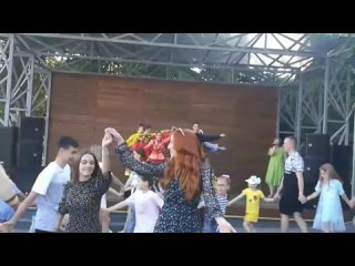 Танцуем ХОРОВОД на Большом Переплясе на Набережной