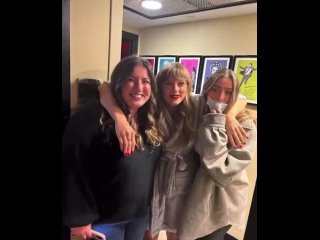 snl backstage with fans