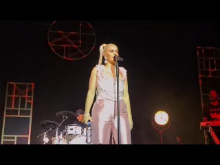 Anne-Marie — Live at Gracepoint 2021