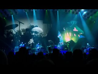 Genesis - Live In Philadelphia (Night One) - Last Domino