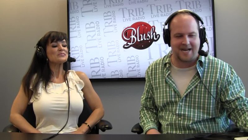 Lisa Ann talks about relationship with Notre Dame freshman Full HD