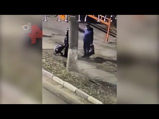 Мужчина избил женщину из-за «отказа» подвинуть тележку в магазине