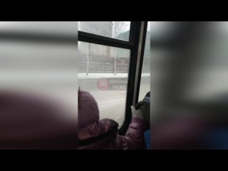 В Нижнем Тагиле агрессивный стиль вождения водителя пассажирского автобуса возмутил пассажиров