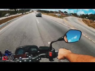 [MotoCrash Tv] Остановил Неадекват В Погонах / Мото Ситуации На Дорогах 2021