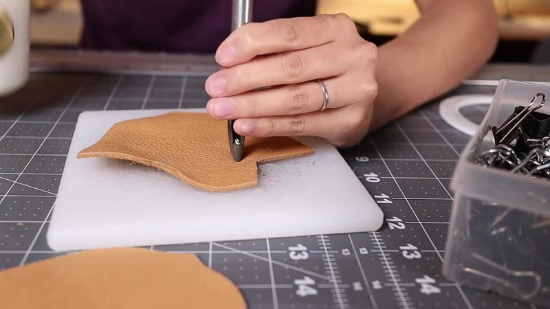 Making LEATHER BABY SHOES Springbok Craft