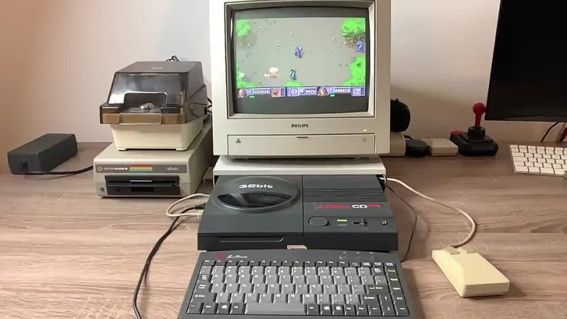 Amiga CD32 Connects To The Internet - ESP8266