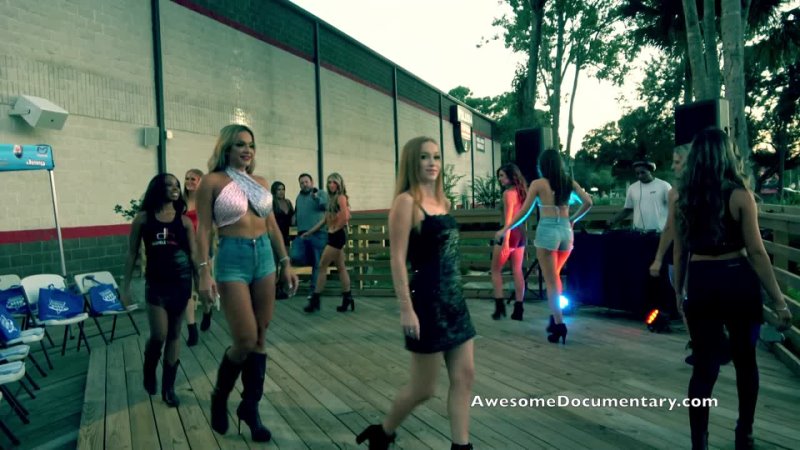 [AwesomeDocumentary] Double Barrel Bar & Grill Beauty Pageant
