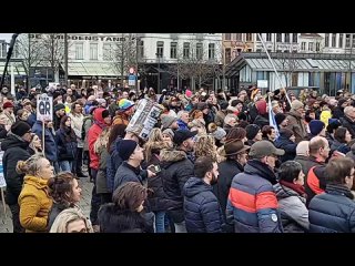 Manifestation contre la discrimination, pour les droits et libertés - Bruges