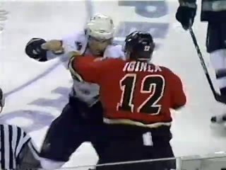 Jarome Iginla vs Ryan Kesler Feb 3, 2006