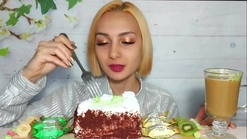 Darya Noudin МУКБАНГ ТОРТ НЕЖНОСТЬ, СЛАДОСТИ, MUKBANG CAKE, История