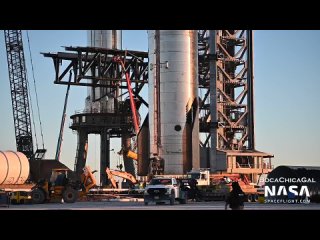 Chopsticks Ready to Lift Ship 20 SpaceX Boca Chica