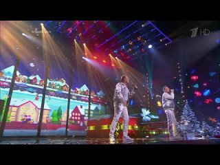 Александр и Никита Малинины — «Новый год». Фрагмент