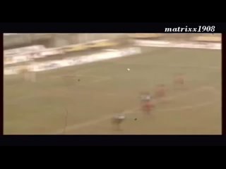 25 лет назад Юрий Джоркаефф забил, возможно, самый крутой гол в истории «Интера»! Сезон 1996/97. «Интер» - «Рома» 3:1.