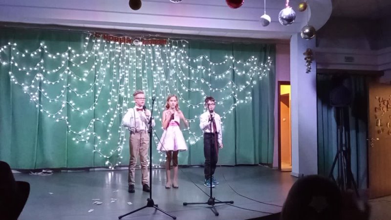 Christmas concert Bogdan, Stasy, Ivan Santa Clause is coming to