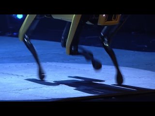 @BostonDynamics’ Spot performs a dance to @BTS_twt’s IONIQ I’m On It