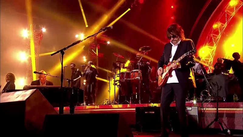 Jeff Lynne's ELO •  Roll Over Beethoven (Live in London) •