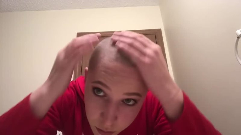 yt1s.com - Sara MI Bathroom Head Shave YT Original