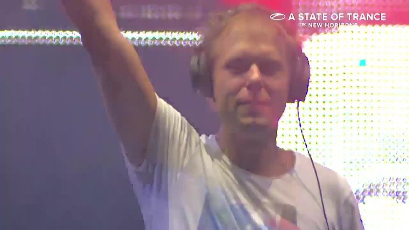 Armin van Buuren Dart Rayne Yura Moonlight feat. Sarah Lynn Silhouette ( Allen Envy