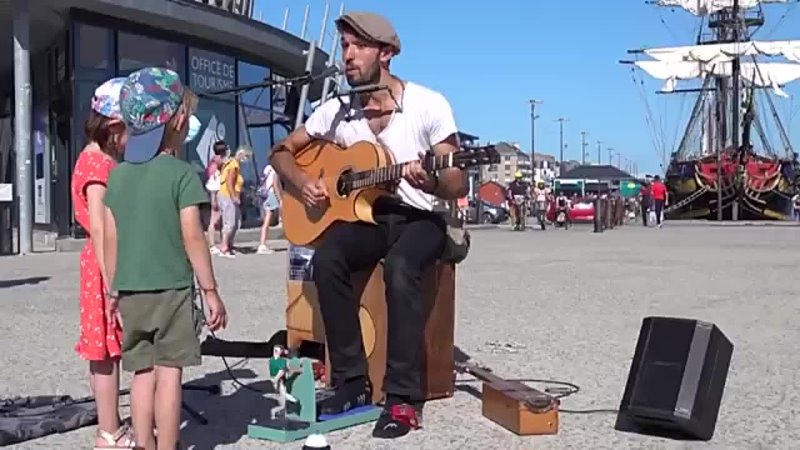Bella Ciao - Street musician - crazy acoustic cover 2021 ( 360 X 640 )
