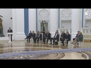 Путин начал внеочередное заседание Совета безопасности