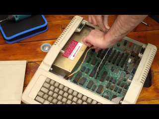 Restoring an Apple IIe - Bath Time- Trash to Treasure Pt2