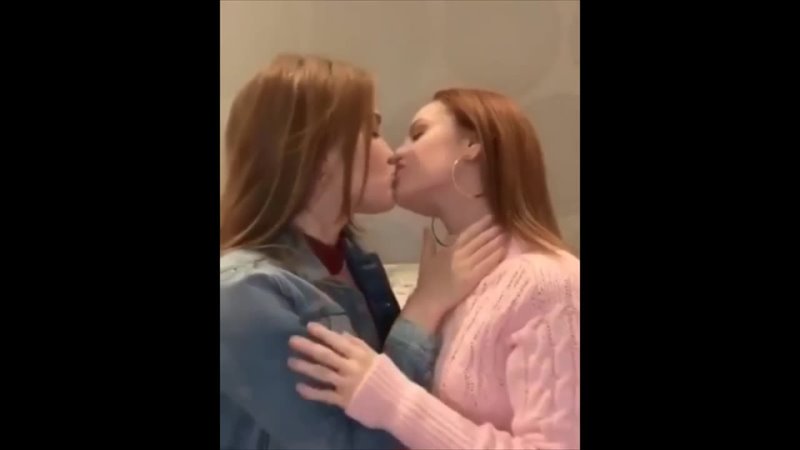 Sexy Russian teens kiss each