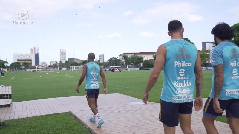 Santos Futebol Clube - ZANOCELO VÊ LADO POSITIVO EM DUAS SEMANAS DE TREINO PARA O SANTOS