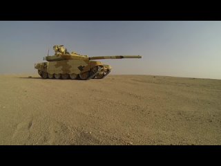 Кадры пустынных испытаний боевого танка Т-90МС.