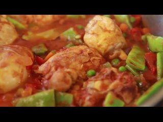 Курица с макаронами и овощами Испанская кухня Фидеос кон пойо