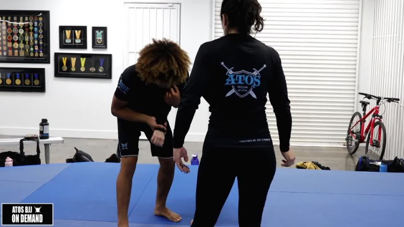 Kade Ruotolo teaches 2 Different Finishes from the Russian Tie no gi