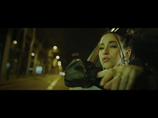 Holy Molly x Tata Vlad - Plouă _ Official Music Video