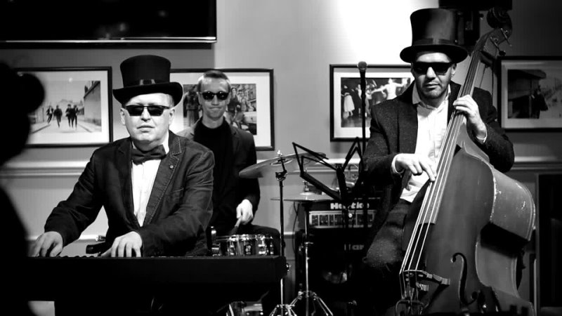 Old School Jazz Trio. Tweet And Eat (16/04/22)