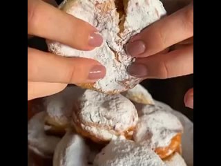 Воздушные пончики “Берлинеры“