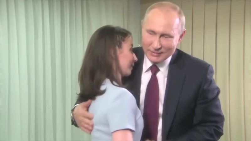 Blind Teen Journalist Asks Putin For Permission To Touch Him  You Are Very Handsome!