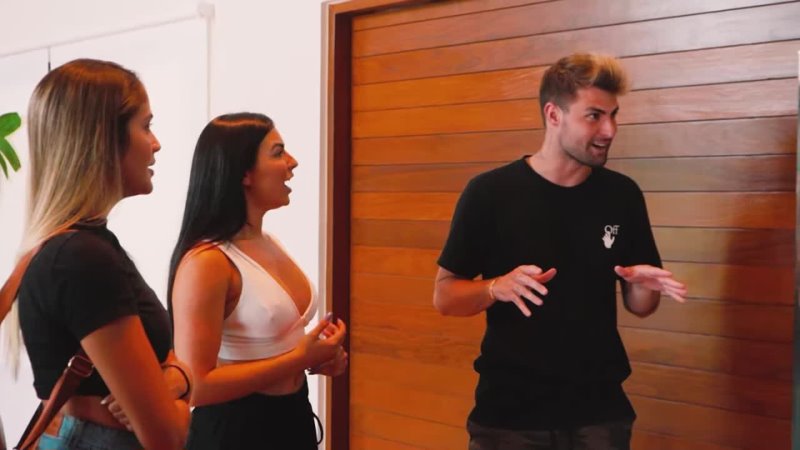 rezendeevil ELES PERDERAM O BEBÊ FÉ RIAS DE VERÃ