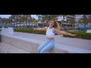 Carolina - Magnet (Official Video)