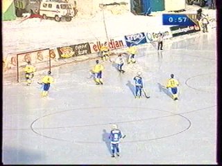 Чемпионат мира по хоккею с мячом 2003.  Групповой этап. Швеция - Финляндия (7ТВ)