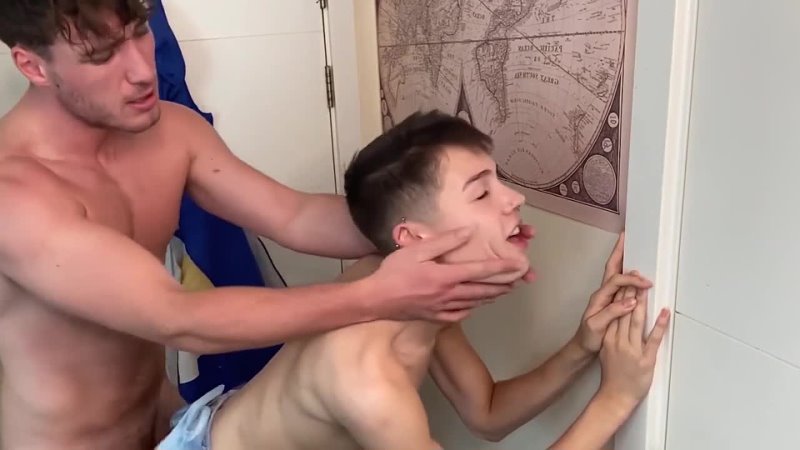 Sexy Little Twink Fucked Bareback by Hot College