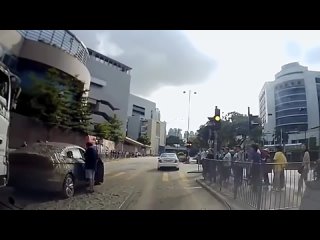 Видео ДТП | Подборка Аварий | Как не стоит вести себя на проезжей части #16