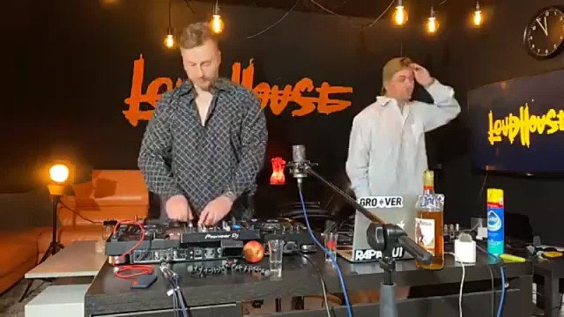 DRUNK DJ hosts RADIO