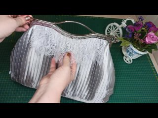 DIY / Элегантная сумка-саквояж из ткани-плиссе с фермуаром. Обучение пошиву.