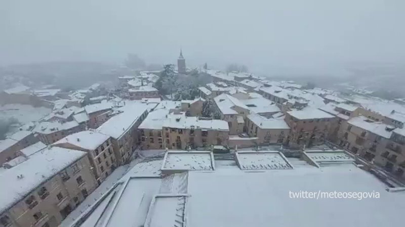 Месть зимы в Европе Зимний шторм и снег в Испании самый мощный снегопад за десятилетия 21 апреля